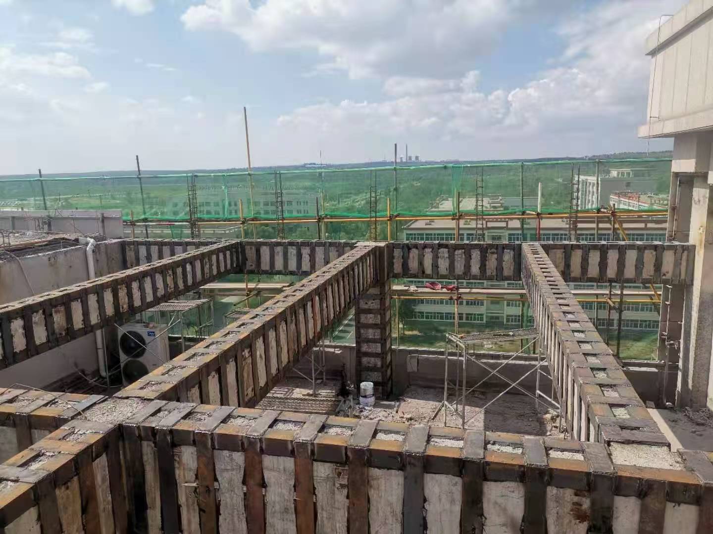 海东厂房加固怎么做?